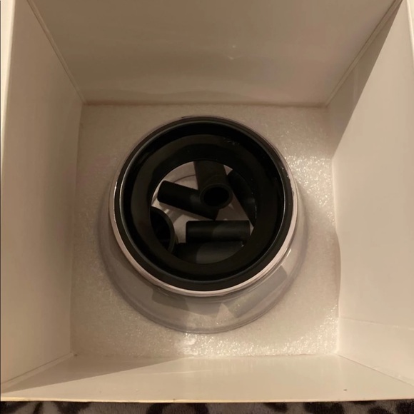 Zoe Ayla Electronic Make Up Brush Cleaner - Picture 4 of 4